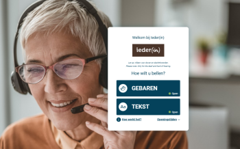 Een teletolk met headset